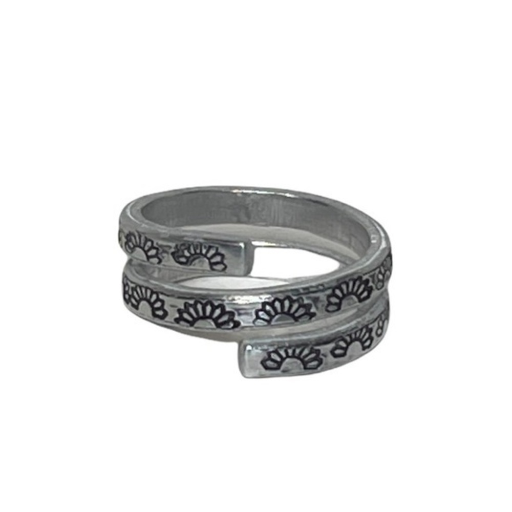 Handmade 8/9 stamped sunflower silver 1/8 width adjustable boho wrap‎ ring
